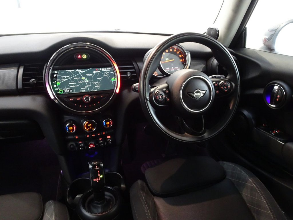 Used MINI Hatch 2018 for sale - 77621144: Photo 21