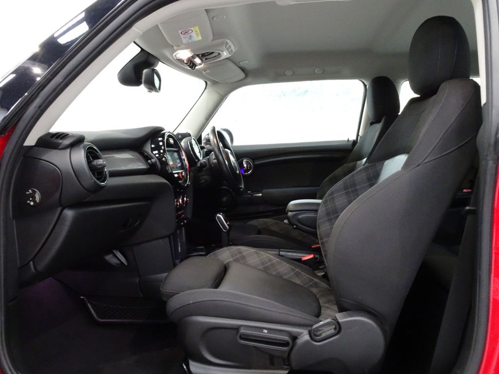 Used MINI Hatch 2018 for sale - 77621144: Photo 33