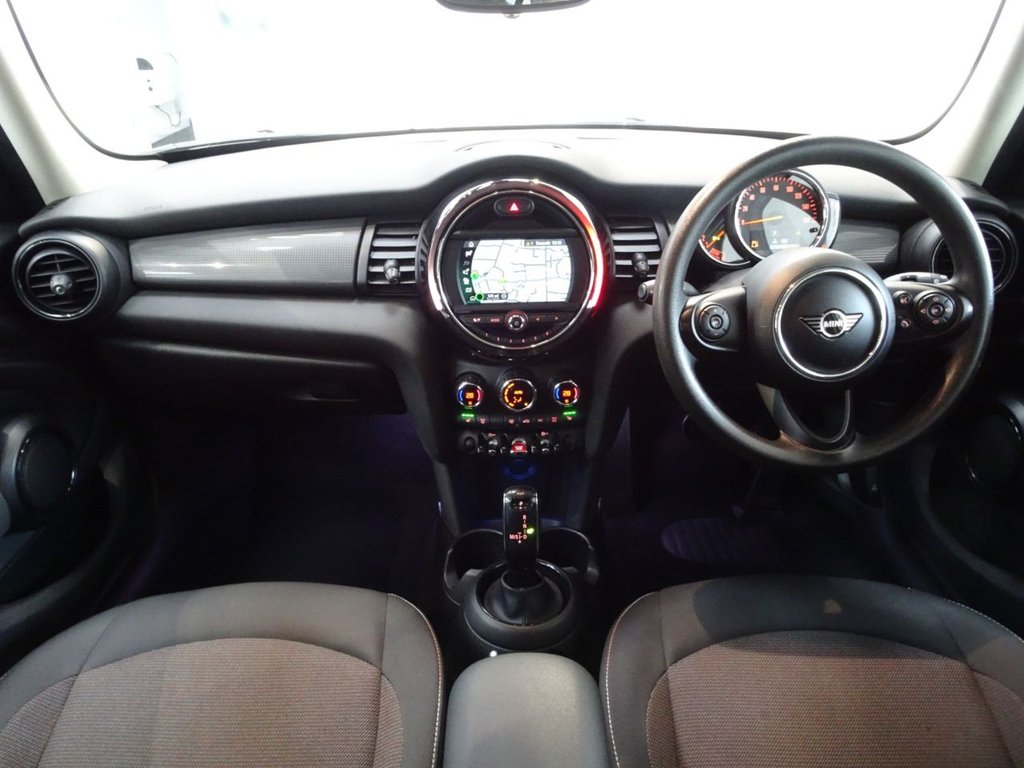 Used MINI Hatch 2019 for sale - 77806271: Photo 2
