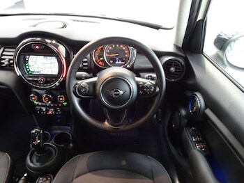 Used MINI Hatch 2019 for sale - 77806271: Photo