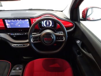 Used Fiat 500e 2023 for sale - 76509524: Photo