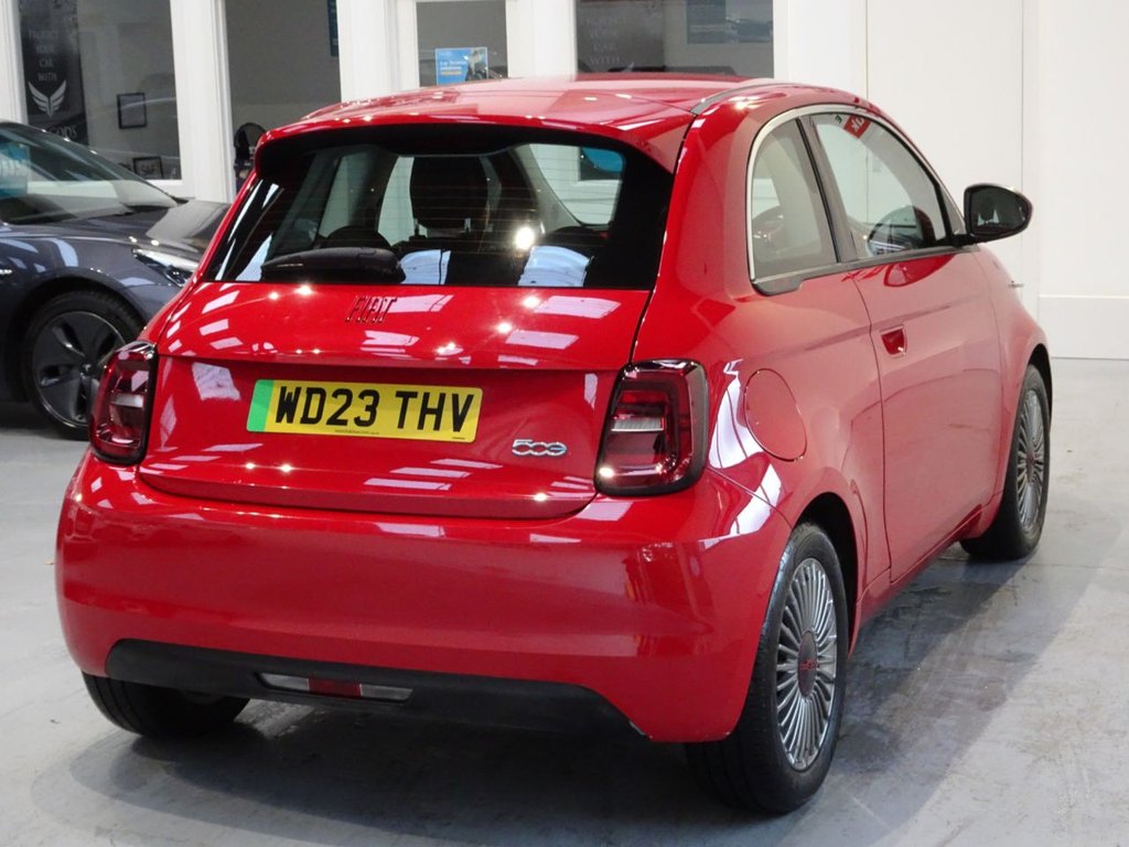 Used Fiat 500e 2023 for sale - 76509524: Photo 6