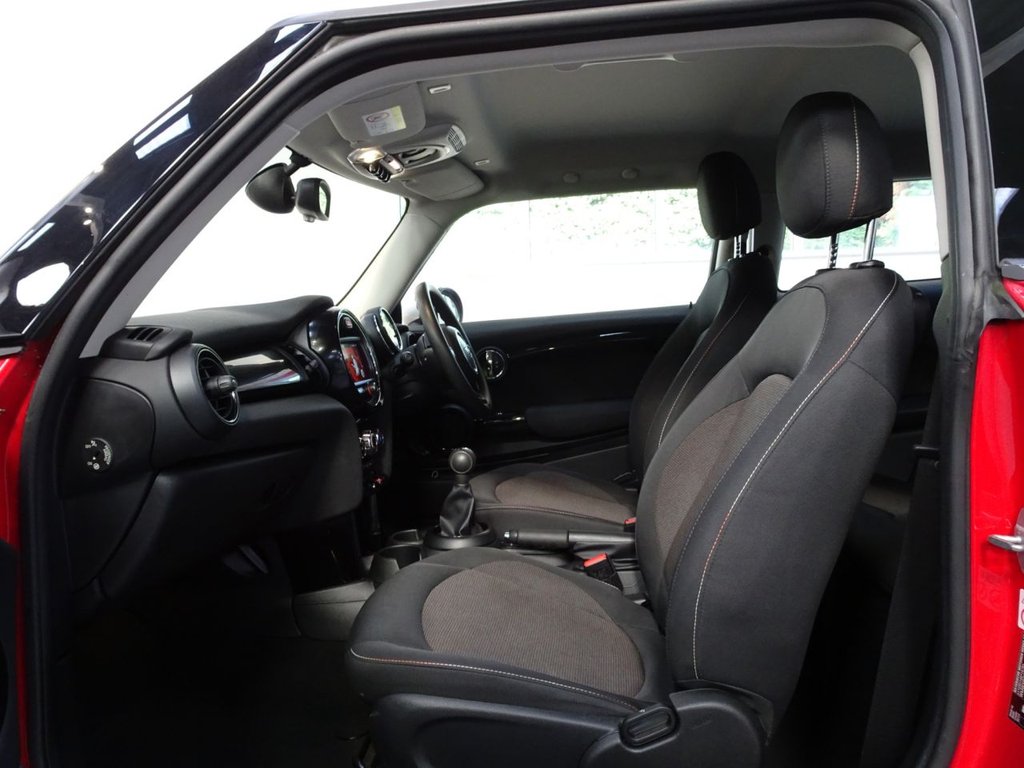 Used MINI Hatch 2018 for sale - 76509607: Photo 10