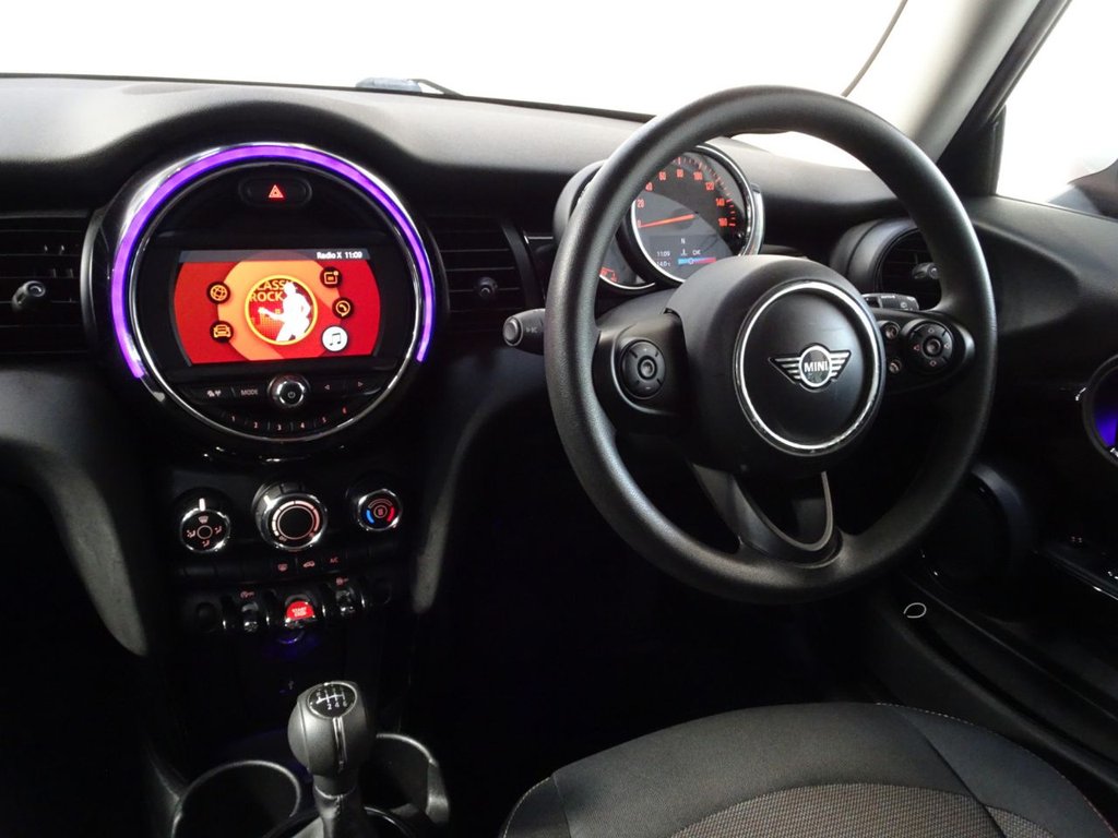 Used MINI Hatch 2018 for sale - 76509607: Photo 25