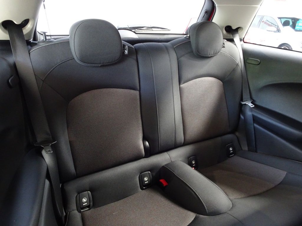 Used MINI Hatch 2018 for sale - 76509607: Photo 28