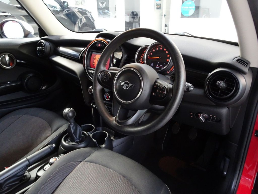 Used MINI Hatch 2018 for sale - 76509607: Photo 33