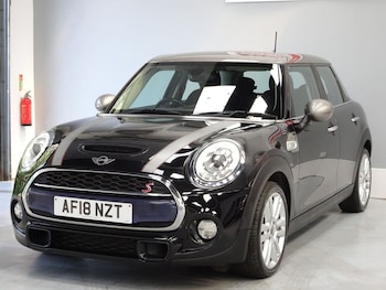 Used MINI Hatch 2018 for sale - 79129422: Photo