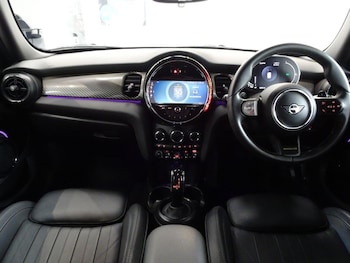 Used MINI Hatch 2023 for sale - 79334272: Photo