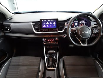 Used Kia Stonic 2023 for sale - 78769223: Photo