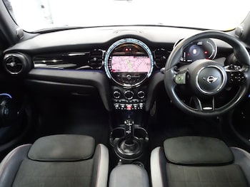 Used MINI Hatch 2024 for sale - 79334275: Photo