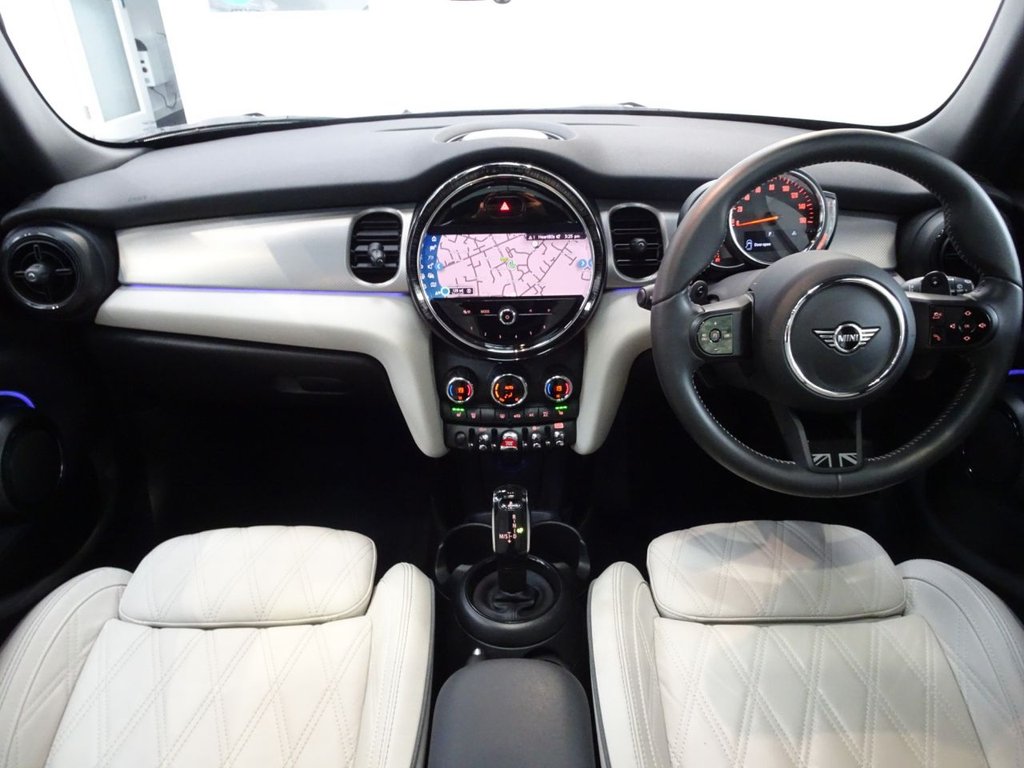 Used MINI Hatch 2022 for sale - 77905127: Photo 2