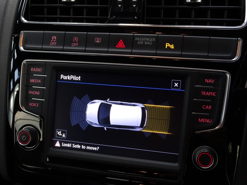 Used Volkswagen Polo 2016 for sale - 76509414: Photo 21