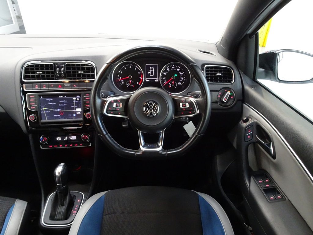 Used Volkswagen Polo 2016 for sale - 76509414: Photo 4