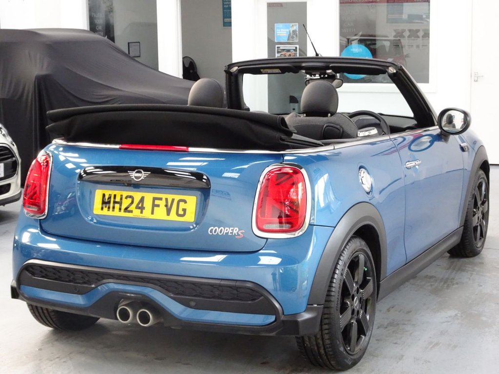 Used MINI Convertible 2024 for sale - 77571434: Photo 5