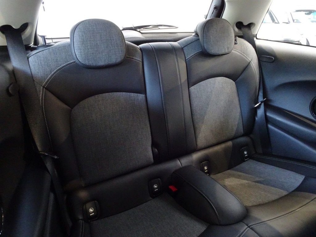 Used MINI Hatch 2018 for sale - 76509683: Photo 29