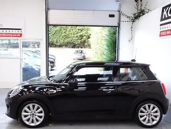 Used MINI Hatch 2018 for sale - 76509683: Photo