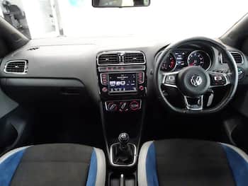 Used Volkswagen Polo 2016 for sale - 79695292: Photo