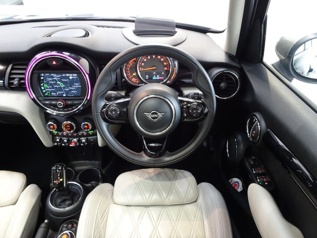 Used MINI Hatch 2019 for sale - 77110885: Photo 4