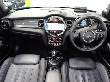 Used MINI Convertible 2021 for sale - 78702550: Photo