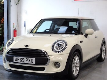 Used MINI Hatch 2019 for sale - 77327960: Photo