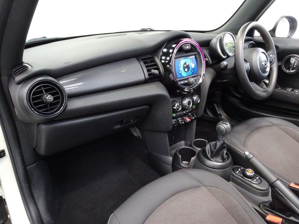 Used MINI Convertible 2018 for sale - 76509574: Photo 17