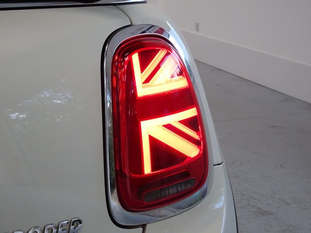 Used MINI Convertible 2018 for sale - 76509574: Photo 32