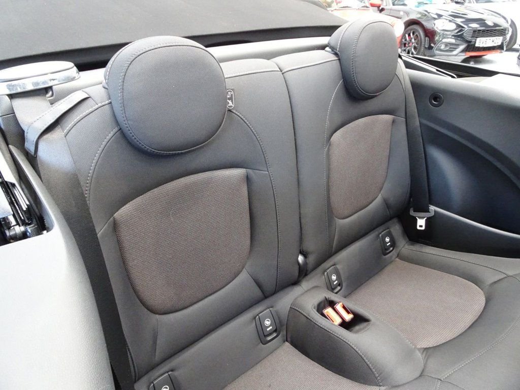 Used MINI Convertible 2018 for sale - 76509574: Photo 36