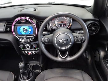 Used MINI Convertible 2018 for sale - 76509574: Photo