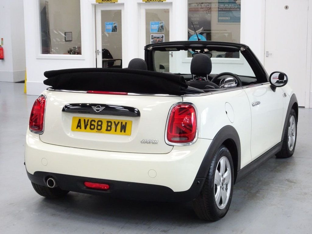 Used MINI Convertible 2018 for sale - 76509574: Photo 6