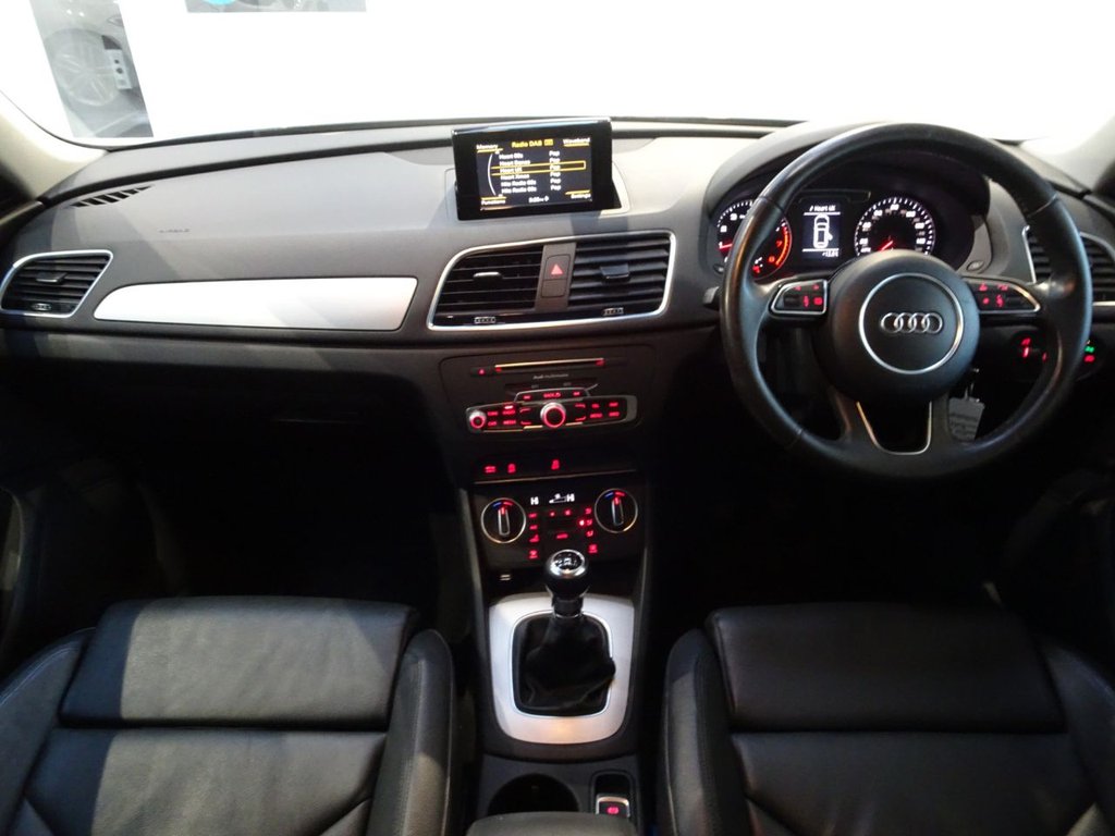 Used Audi Q3 2015 for sale - 76950365: Photo 2