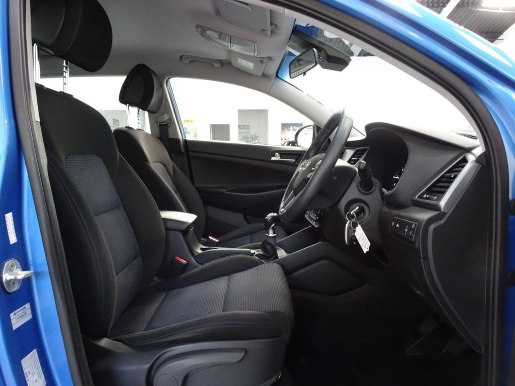 Used Hyundai TUCSON 2017 for sale - 77820824: Photo 9