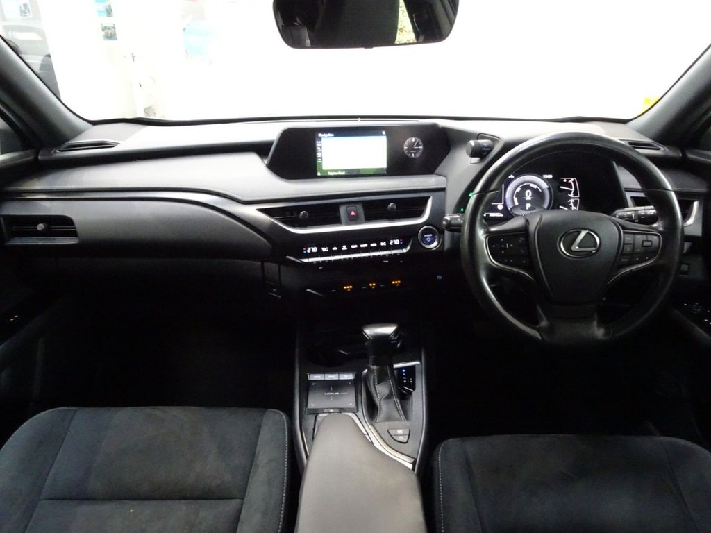 Used Lexus UX 2021 for sale - 76509606: Photo 2