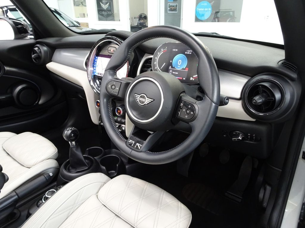 Used MINI Convertible 2021 for sale - 76509721: Photo 21