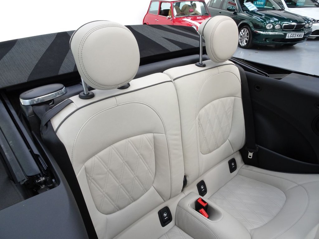 Used MINI Convertible 2021 for sale - 76509721: Photo 41