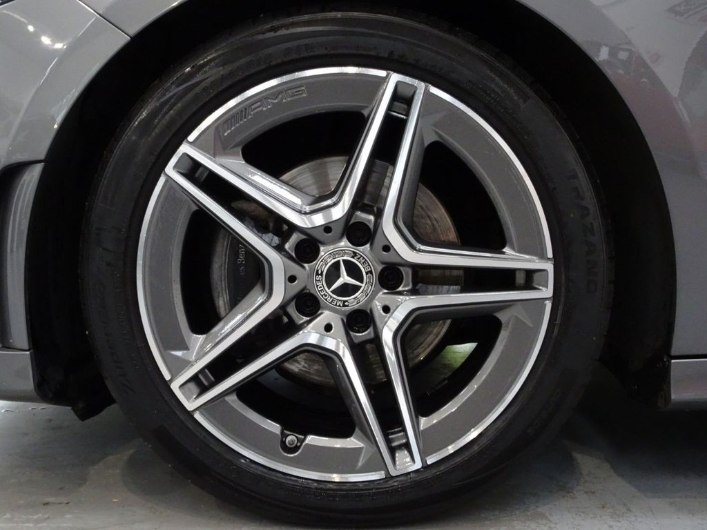 Used Mercedes-Benz A-Class 2018 for sale - 76509744: Photo 10