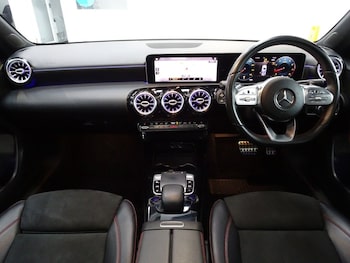 Used Mercedes-Benz A-Class 2018 for sale - 76509744: Photo