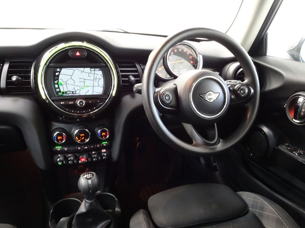 Used MINI Hatch 2019 for sale - 77904826: Photo 10