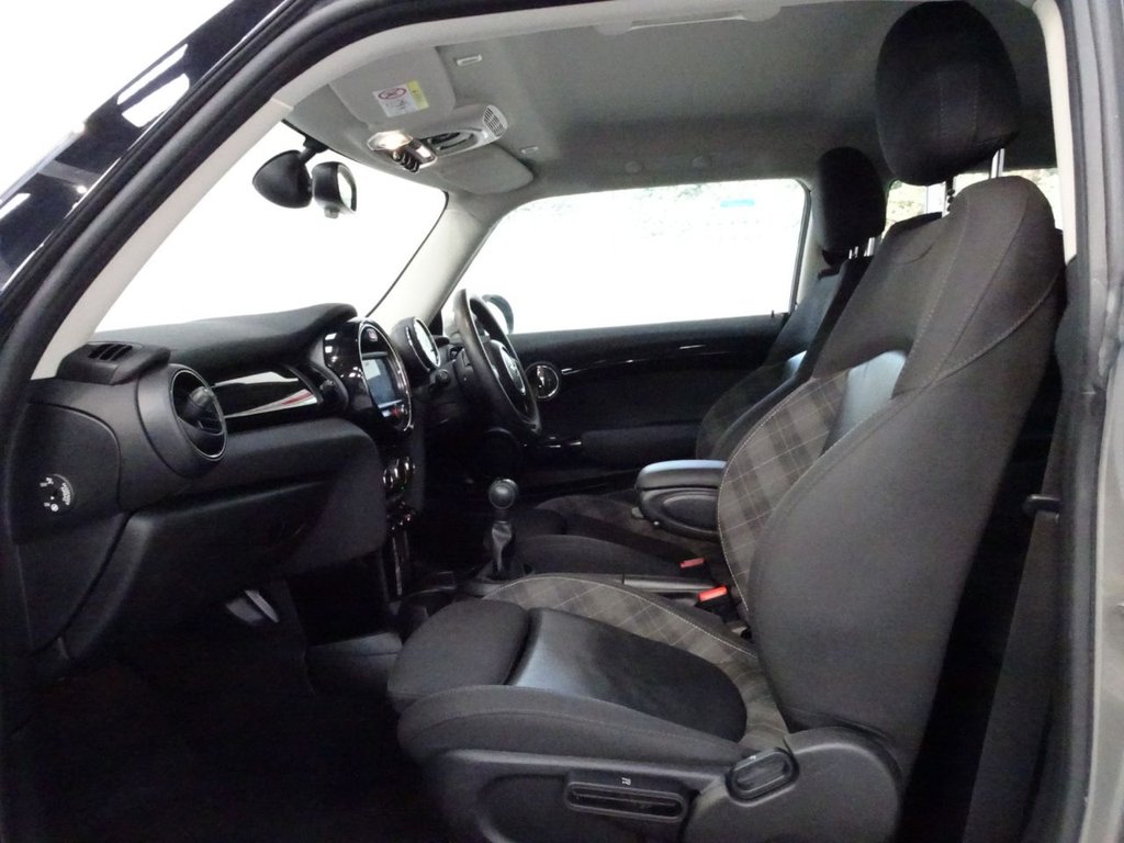 Used MINI Hatch 2019 for sale - 77904826: Photo 34