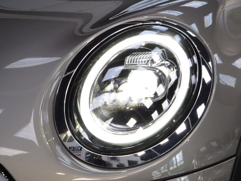 Used MINI Hatch 2019 for sale - 77904826: Photo 37