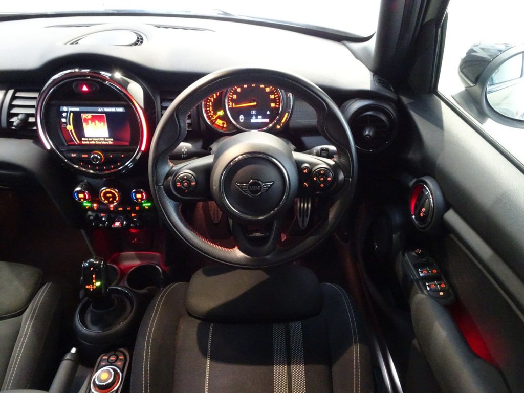 Used MINI Hatch 2020 for sale - 76950473: Photo 6