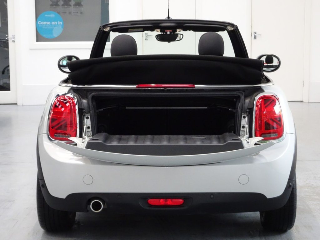 Used MINI Convertible 2019 for sale - 77408691: Photo 31