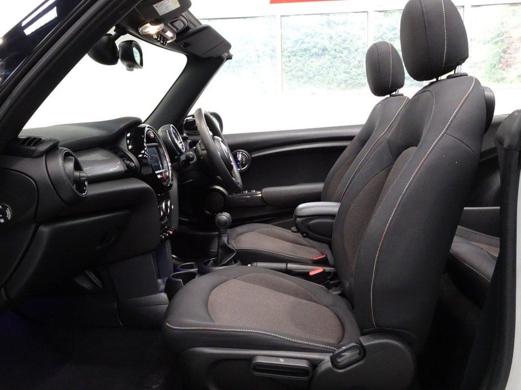 Used MINI Convertible 2019 for sale - 77408691: Photo 33