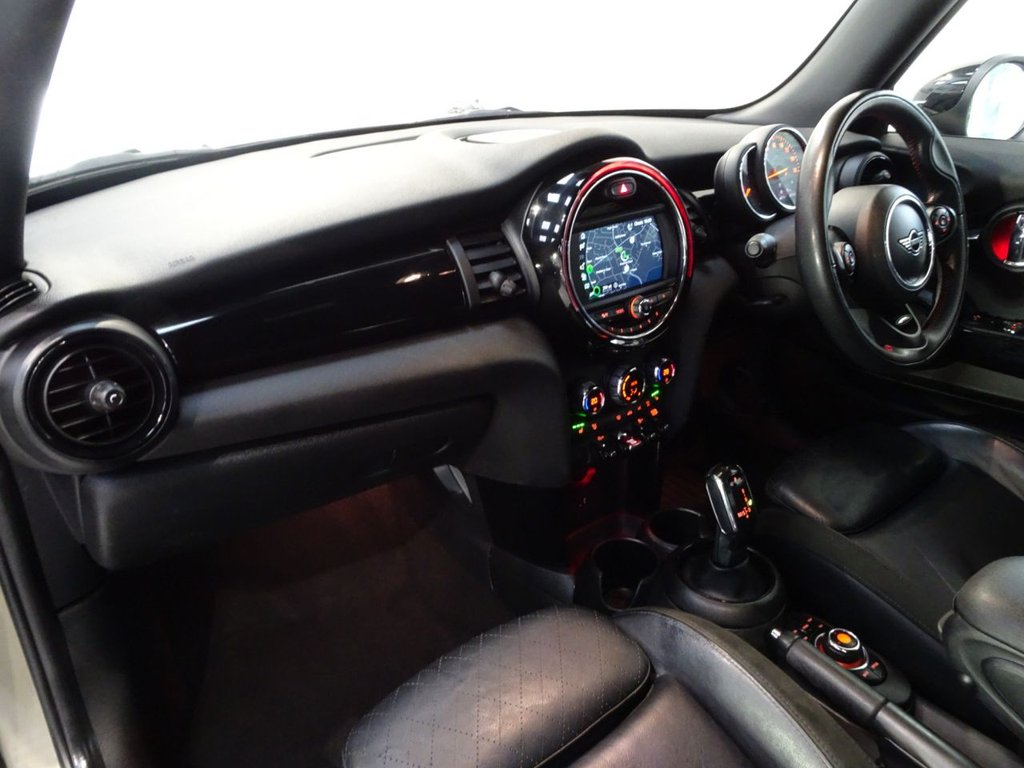 Used MINI Hatch 2019 for sale - 77571582: Photo 19