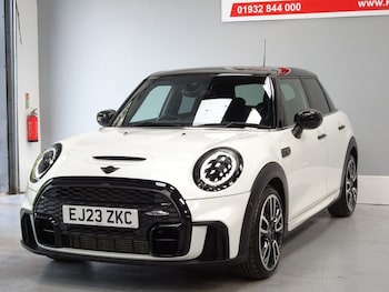 Used MINI Hatch 2023 for sale - 79313351: Photo