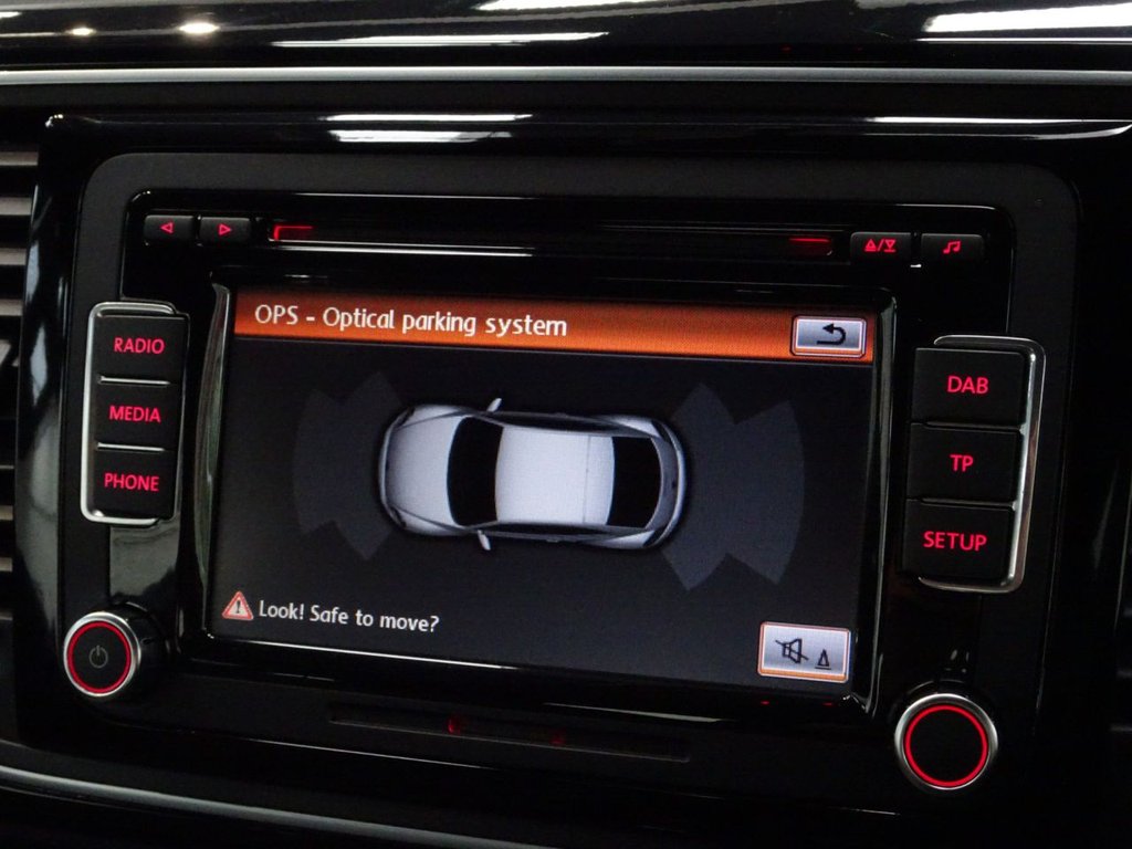 Used Volkswagen Beetle 2012 for sale - 76685956: Photo 13