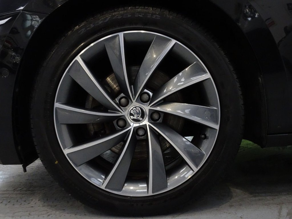 Used Skoda Superb 2018 for sale - 76686482: Photo 11