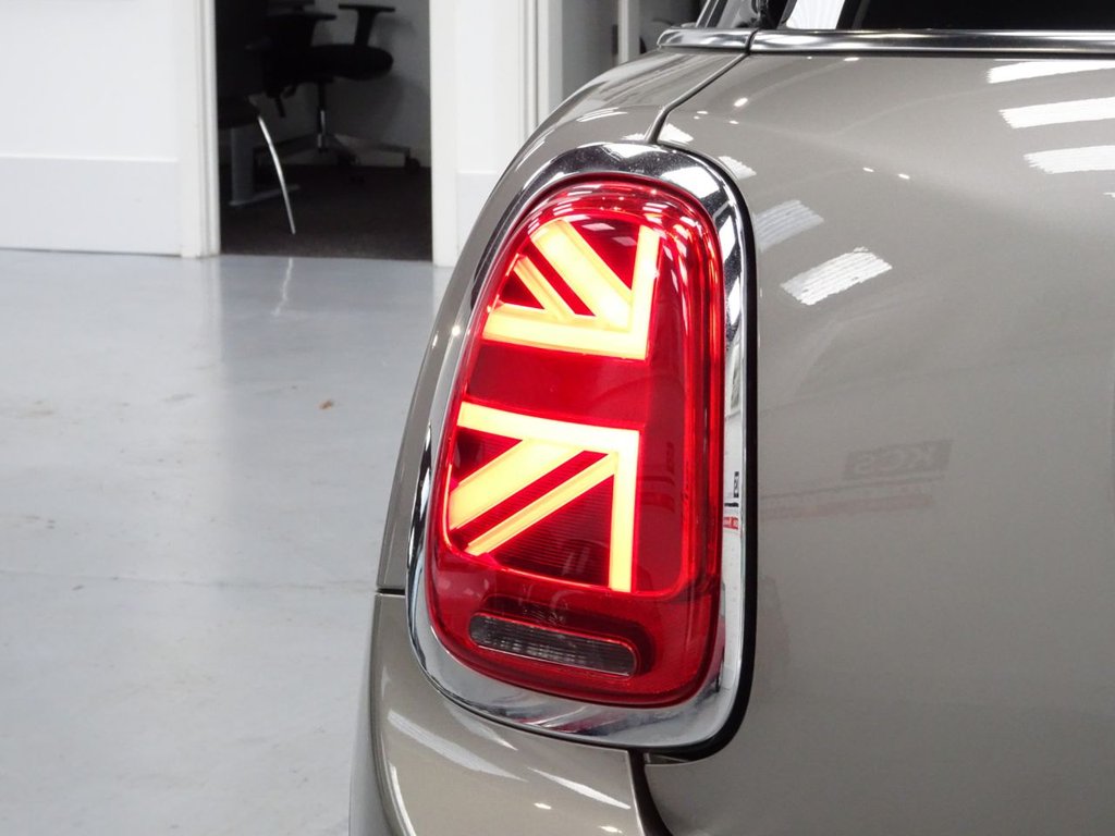 Used MINI Hatch 2019 for sale - 76509460: Photo 36