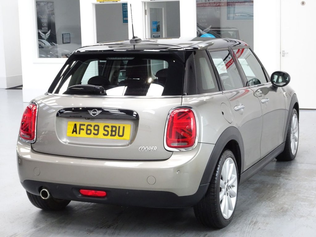 Used MINI Hatch 2019 for sale - 76509460: Photo 6