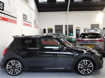 Used MINI Hatch 2023 for sale - 76509727: Photo