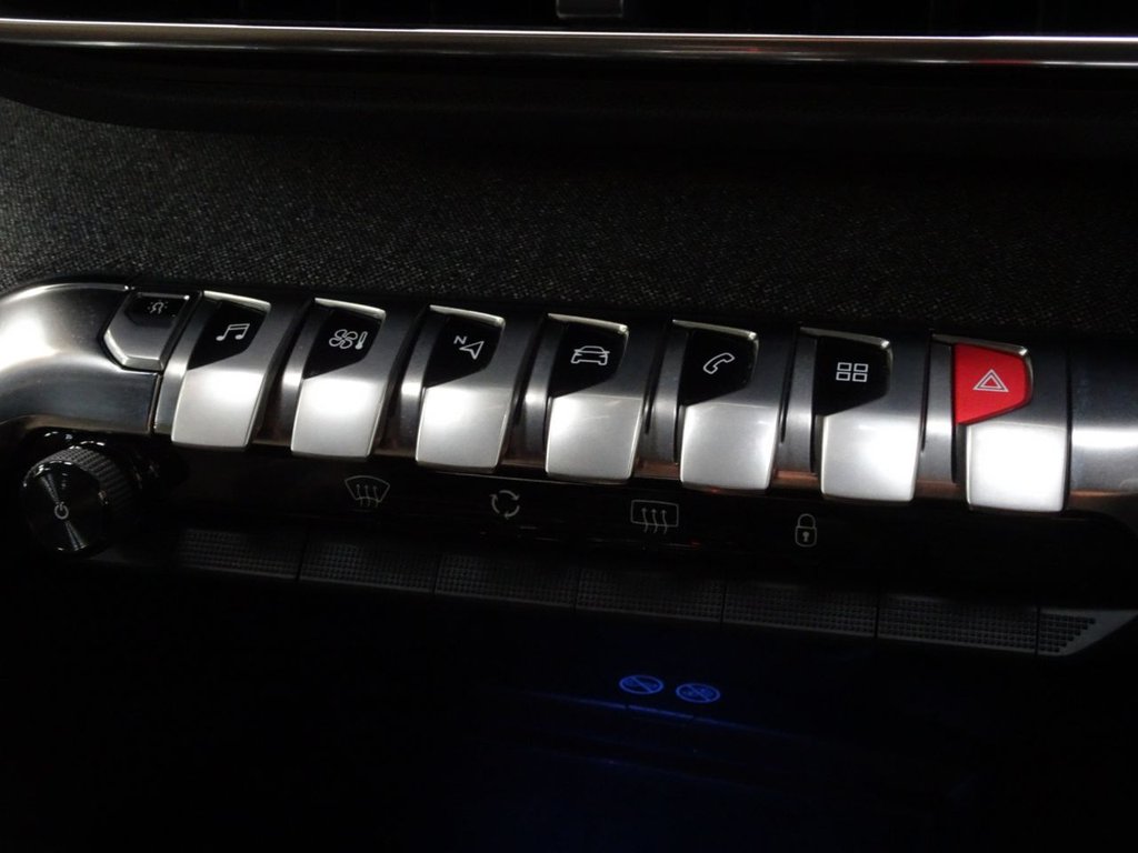 Used Peugeot 3008 2018 for sale - 76509498: Photo 13